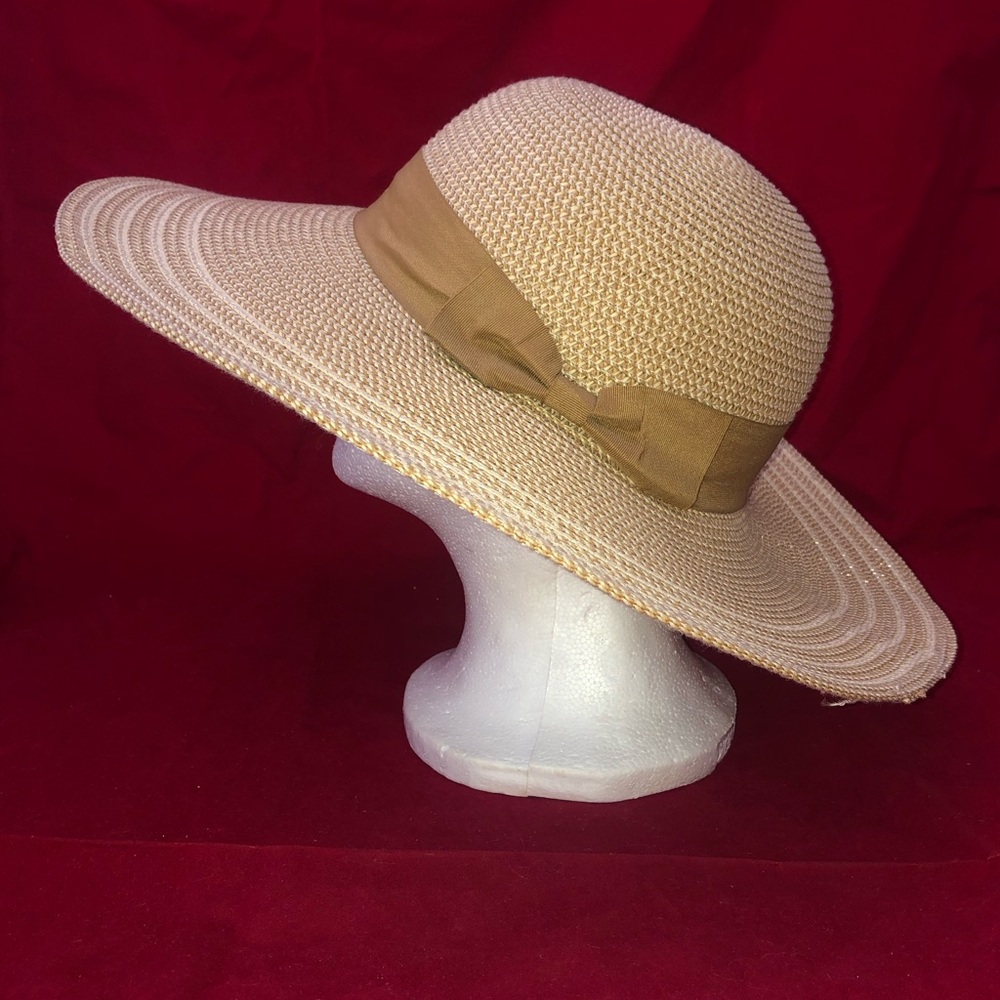 Magid Hats Womens Wide Brim Floppy Sun Hat 100% Paper Beige Two Tone With Bow - Picture 1 of 7